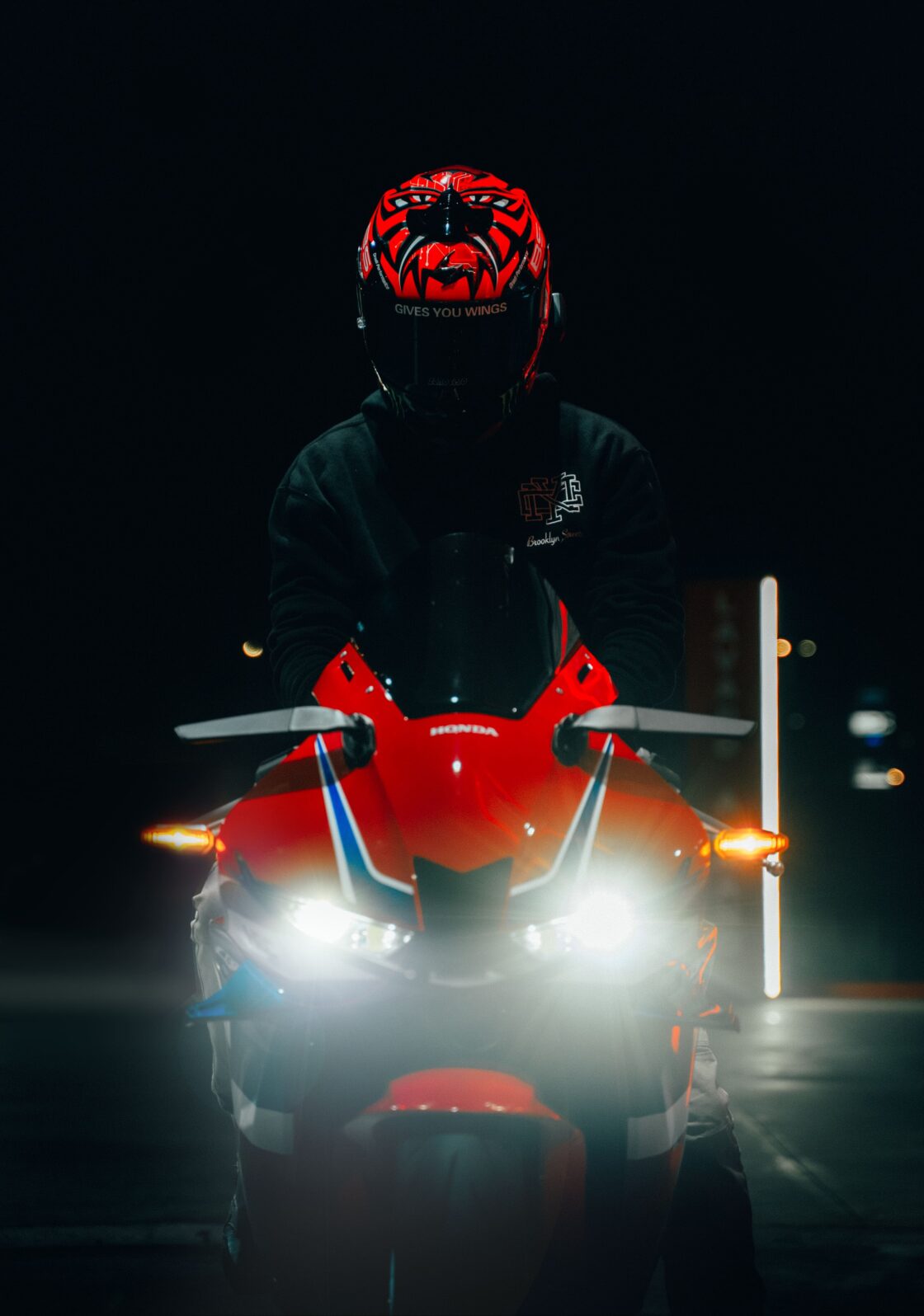 Adrián (HONDA CBR600RR)